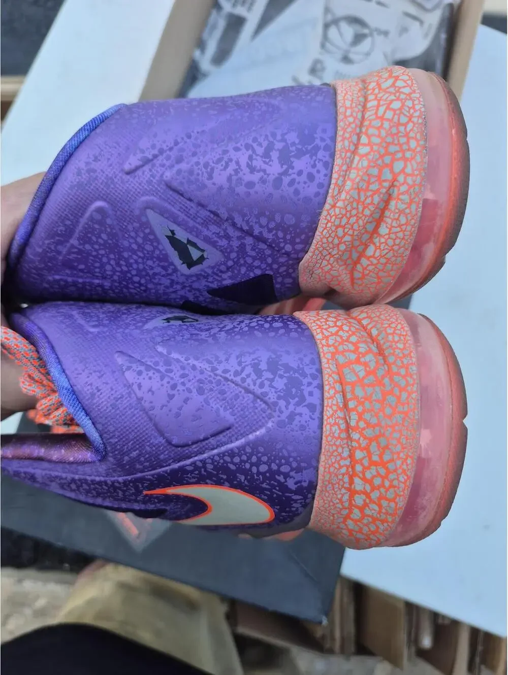 Nike LeBron 10 Basketball Shoes Purple Orange Size 10